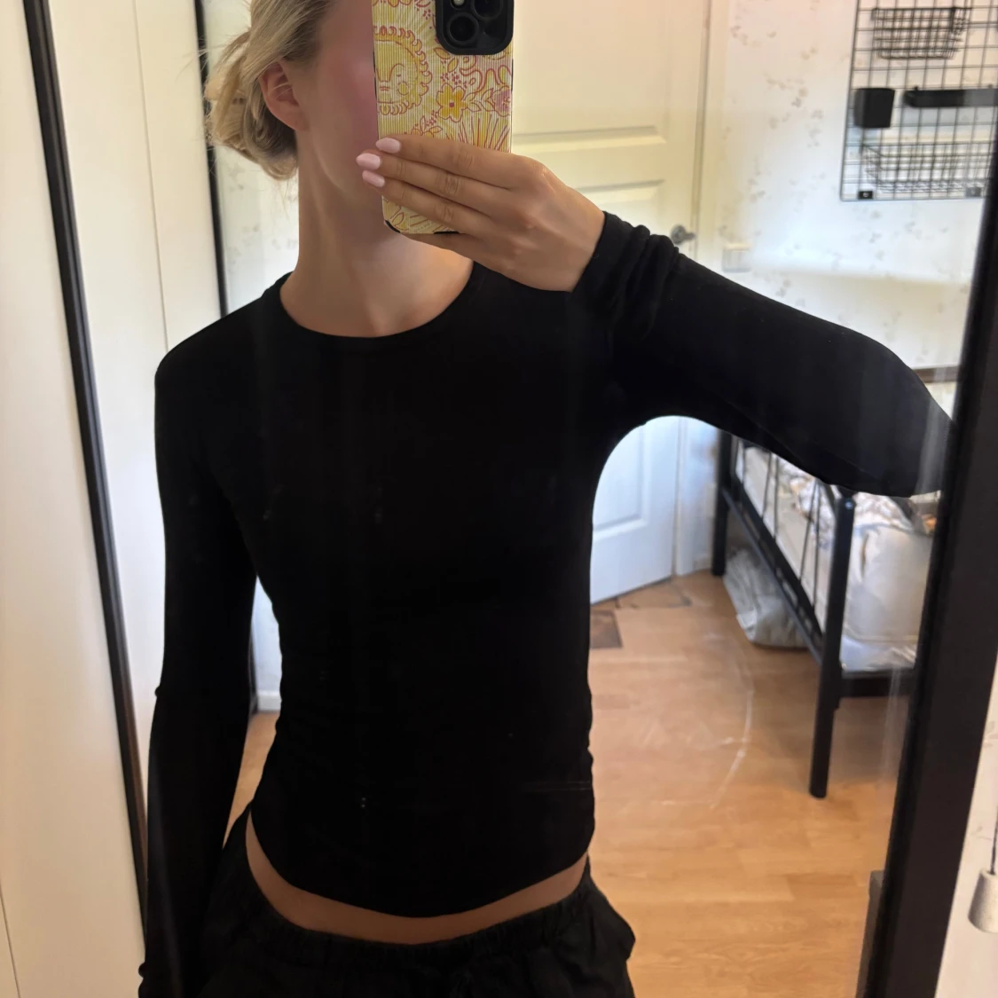 Svart långärmad tight tröja