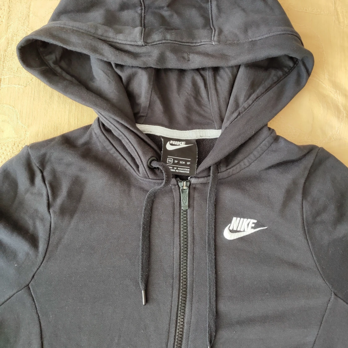 Svart hoodiejacka från Nike - 1