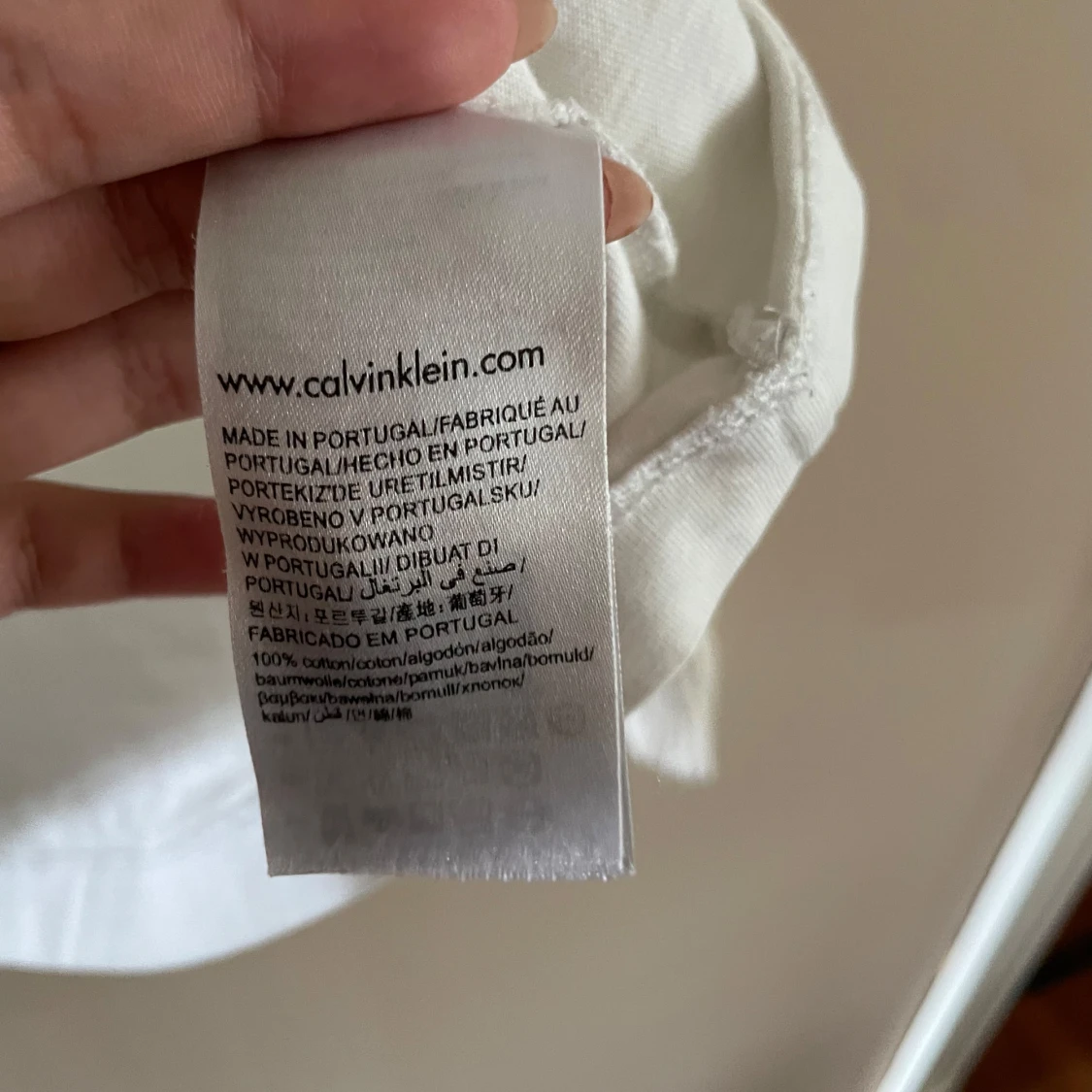 Vit t-shirt från Calvin Klein Jeans - 2