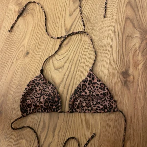Leopard bikini - Säljer denna helt nya leopard bikini i storlek 34🥰☀️