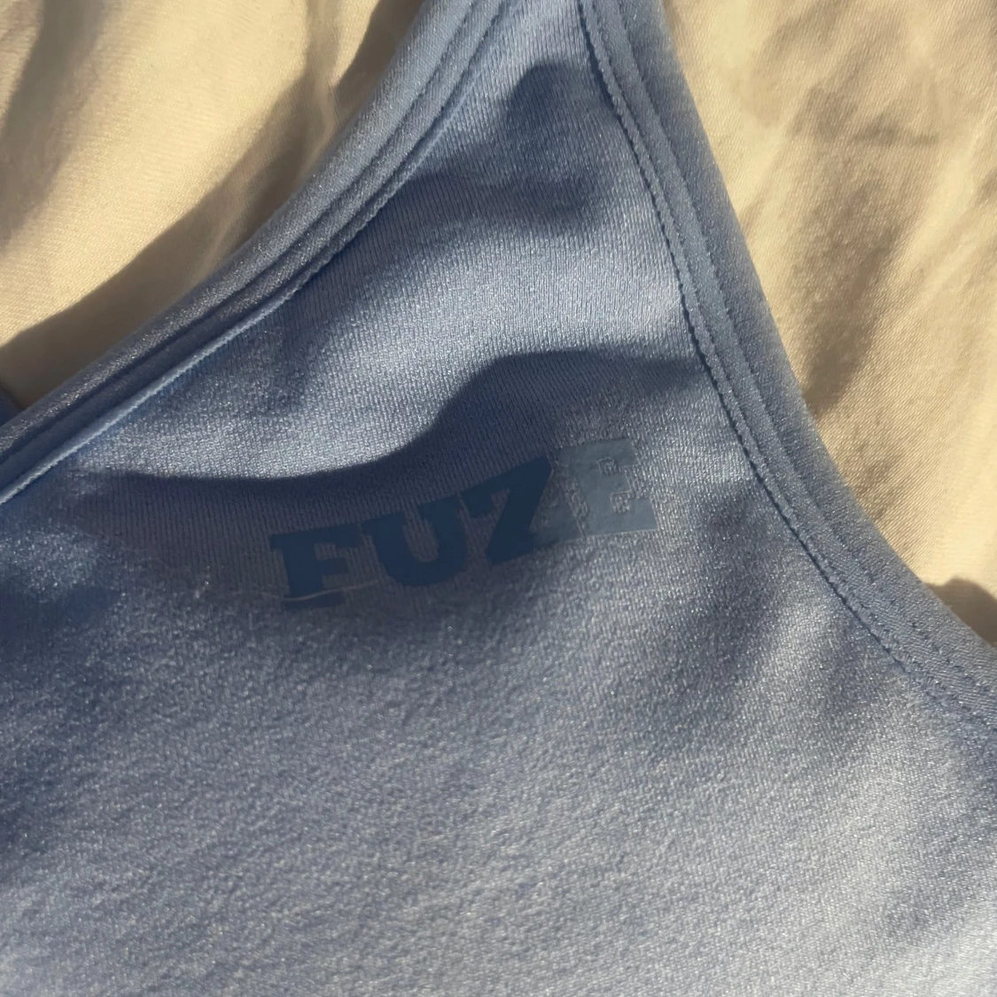 Ljusblå tränings topp/bh - 2