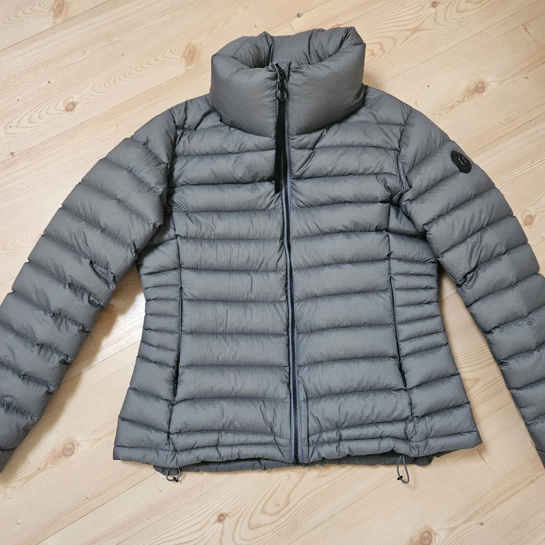 Grön/grå dunjacka från 8848 Altitude stl M/L