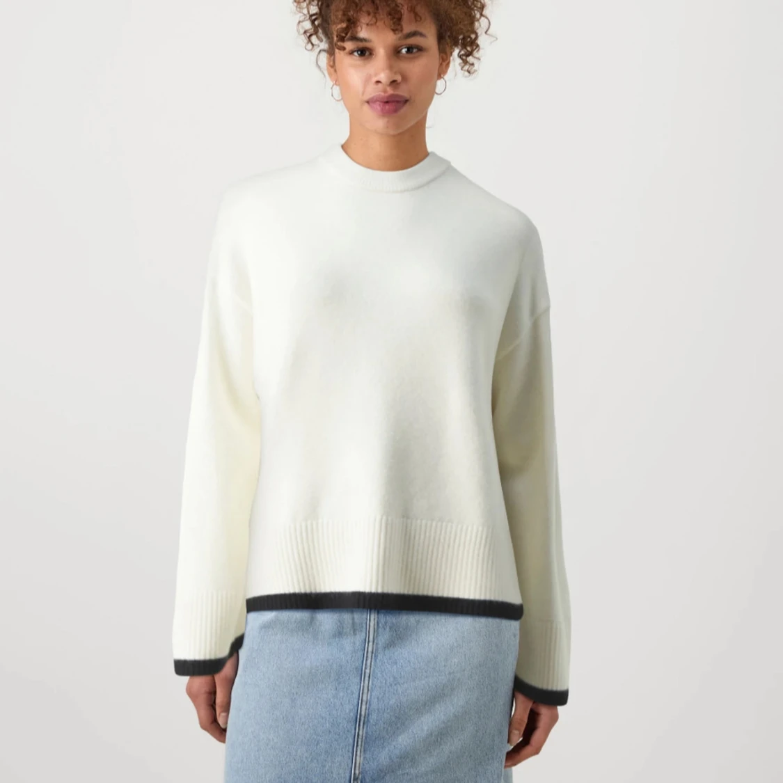 Vit tröja från Gina tricot 