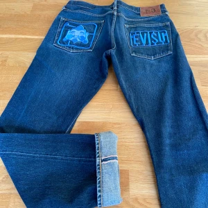 Evisu jeans  - Ett par feta evisu jeans som är i nyskick, inga flaws. Nypris 4k+