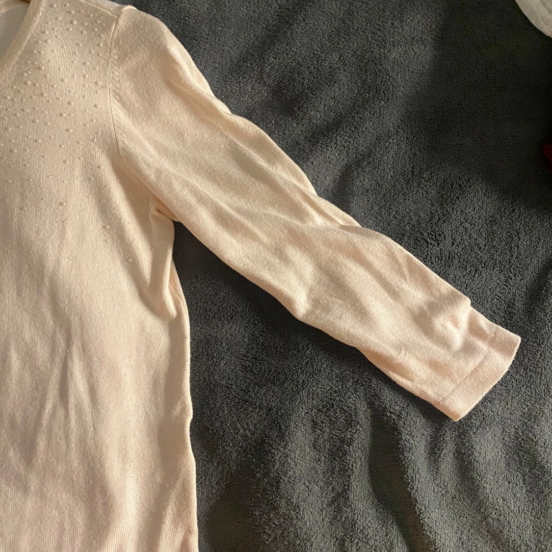 Ljusrosa kofta med trekvartslångaärmar - 3