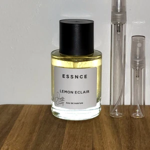 ESSNCE Lemon Eclair Eau de Parfum - Säljer min fina fina Lemon eclaire backup då jag köpte 2 och behöver pengarna 🥹❤️ Den är helt oanvänd då jag har min andra. Först till kvarn! Butikspris gäller, ingen överpris här! 