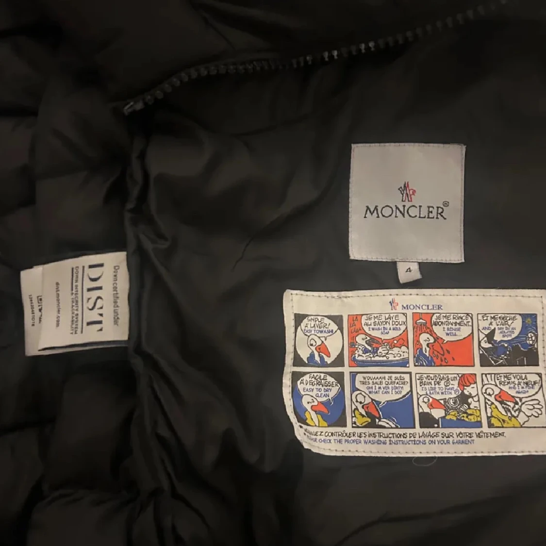 Svart dunjacka från Moncler - 3