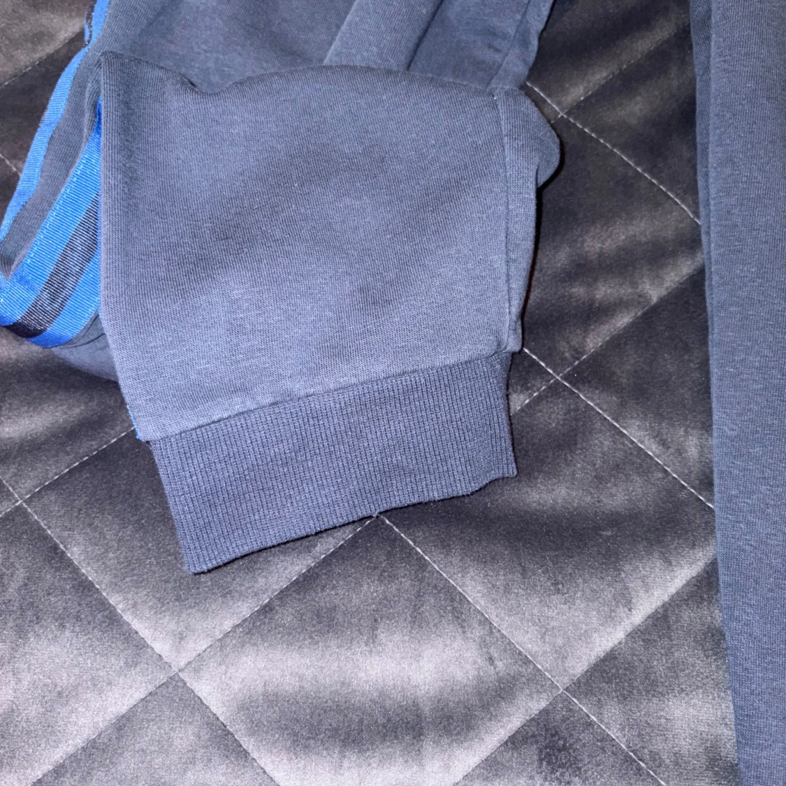  Mjukisbyxor med dragkedja  - 3