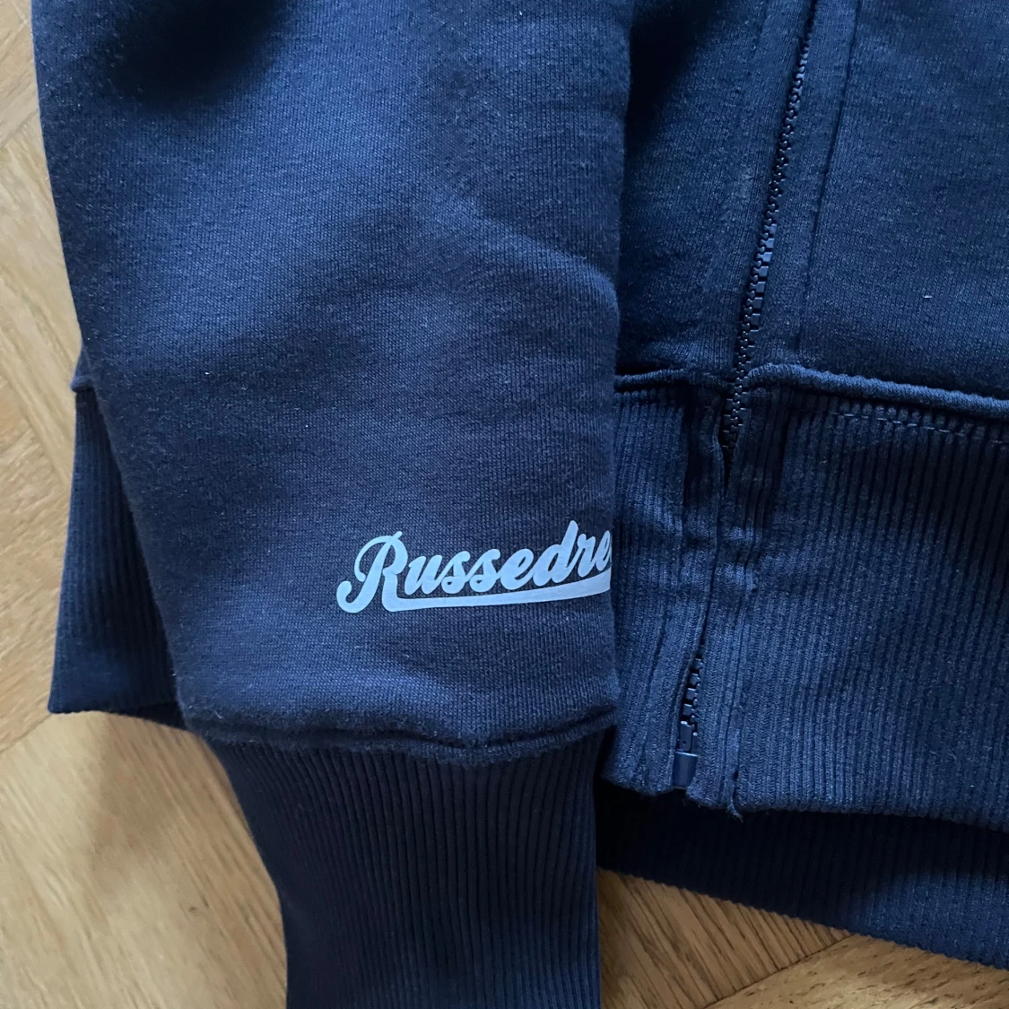 Mörkblå hoodie Russedress med dragkedja - 2