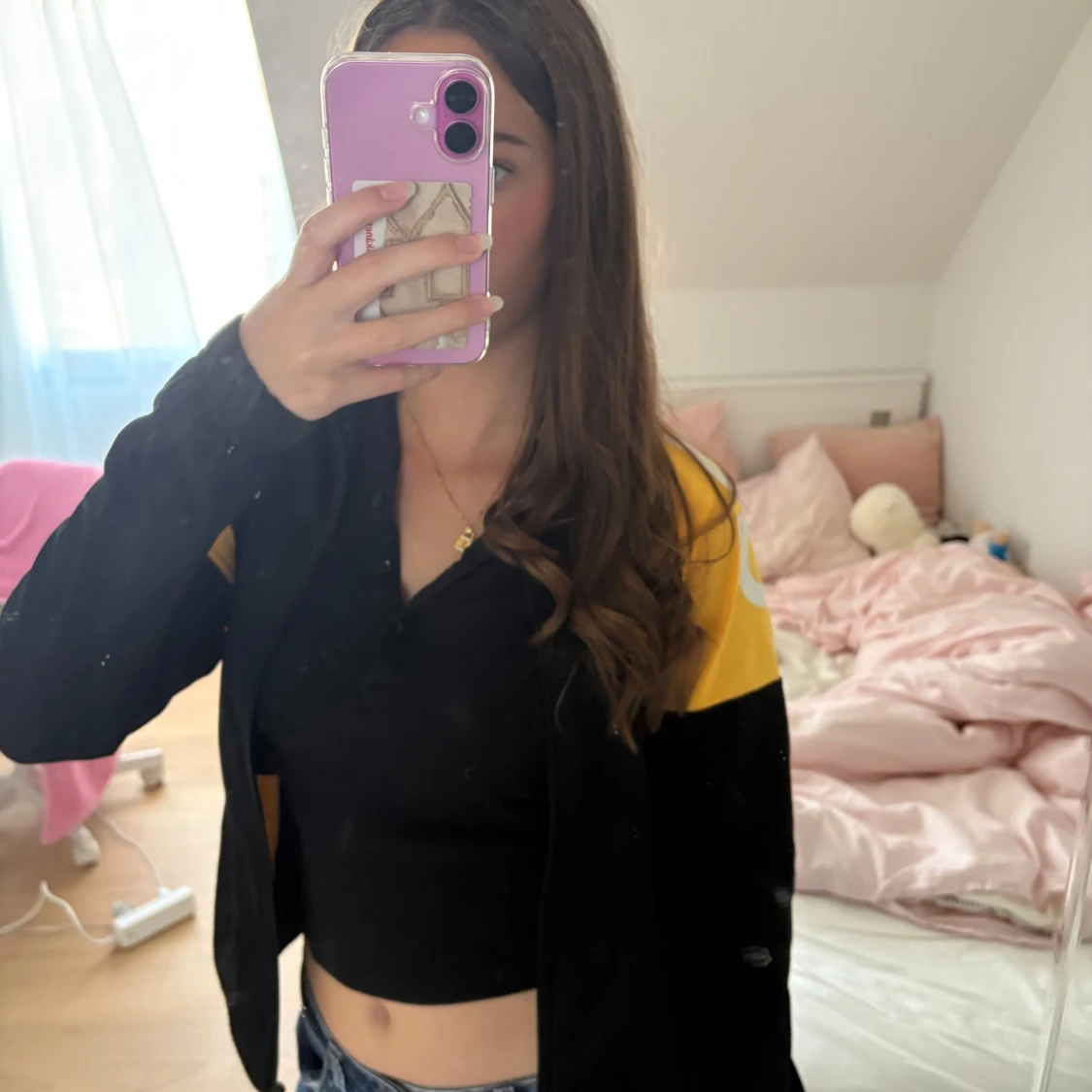 Svart och gul Adidas gympakofta - 4