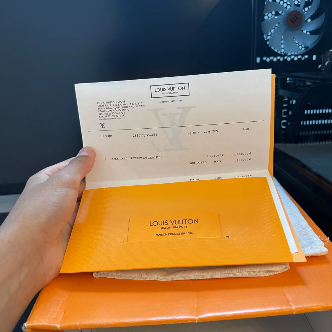 Louis Vuitton svartvita sneakers strl 42 - 3