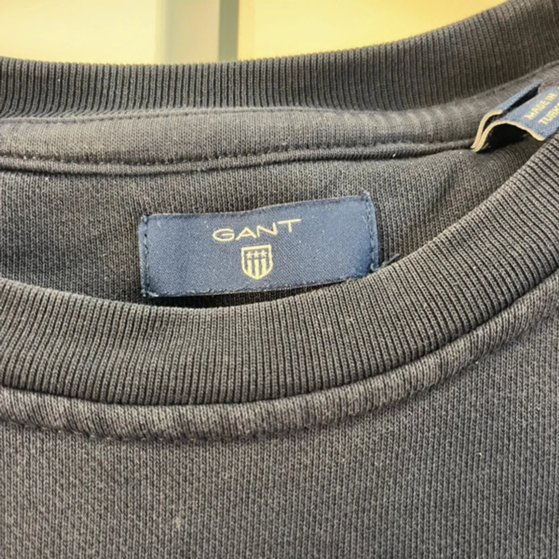 Mörkblå sweatshirt från GANT XS - 1