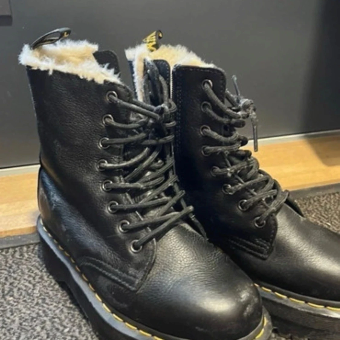 Svarta Dr. Martens Jadon FL boots - 1