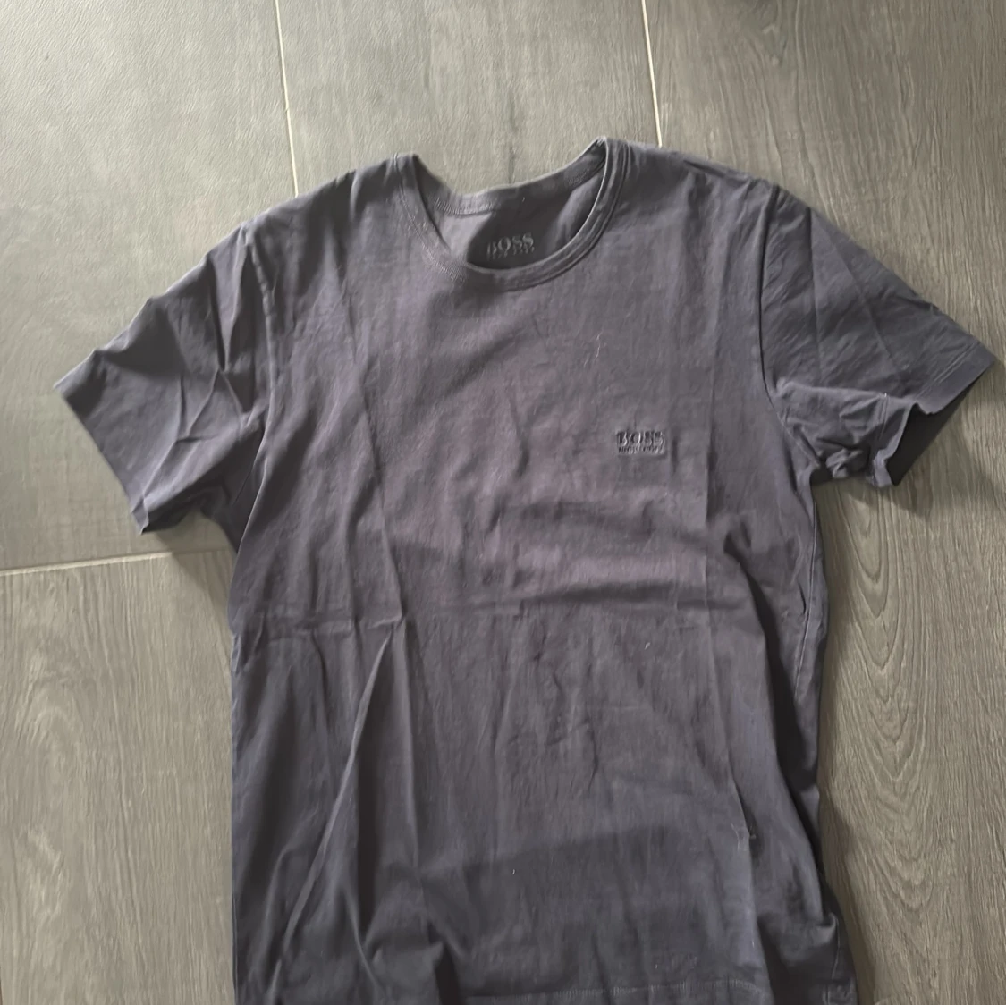 Svart t-shirt från Hugo Boss - 1