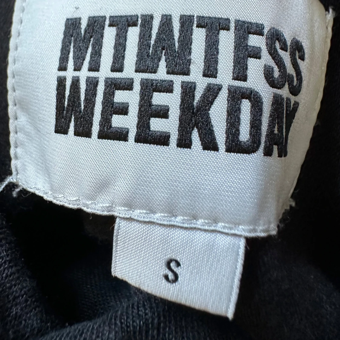Svart overshirt från Weekday, stl S - 2