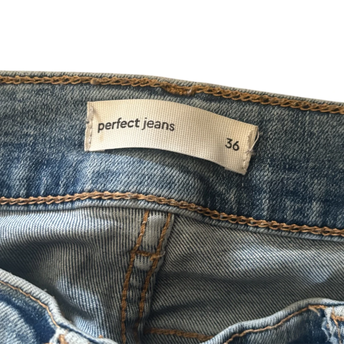 Blå bootcut jeans från Perfect Jeans - 3
