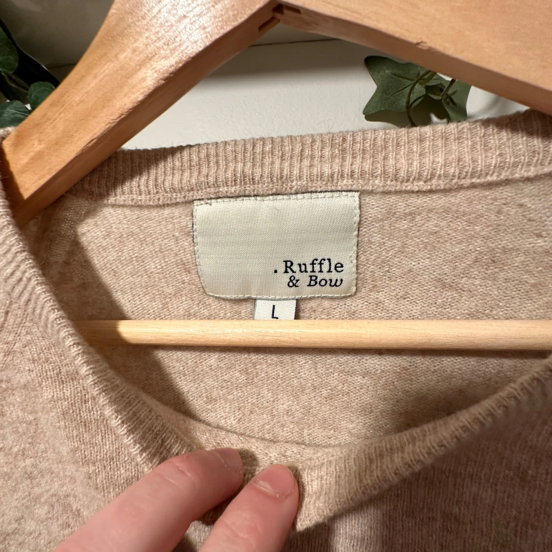 Beige långärmad bomullströja  - 1