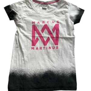 Marcus & Martinus merch - Marcus & Martinus t-shirt, äkta merch från mmstore som inte säljs längre! 