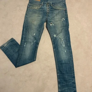 Dondup - Dondup Jeans i stilren färg 