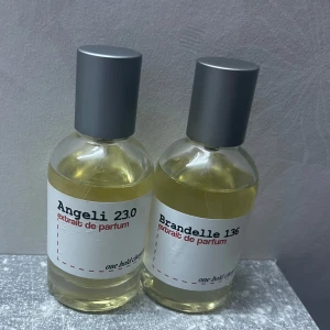 One bold chemist  - Väldigt goda parfymer. 49ML av 50ML kvar i båda. En för 250kr och båda för 400kr