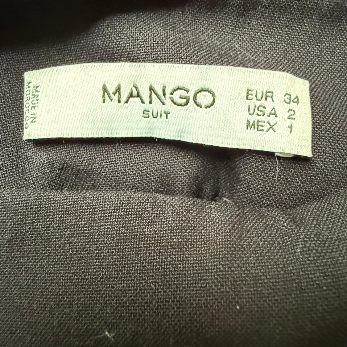 Svarta kostymbyxor från Mango - 3