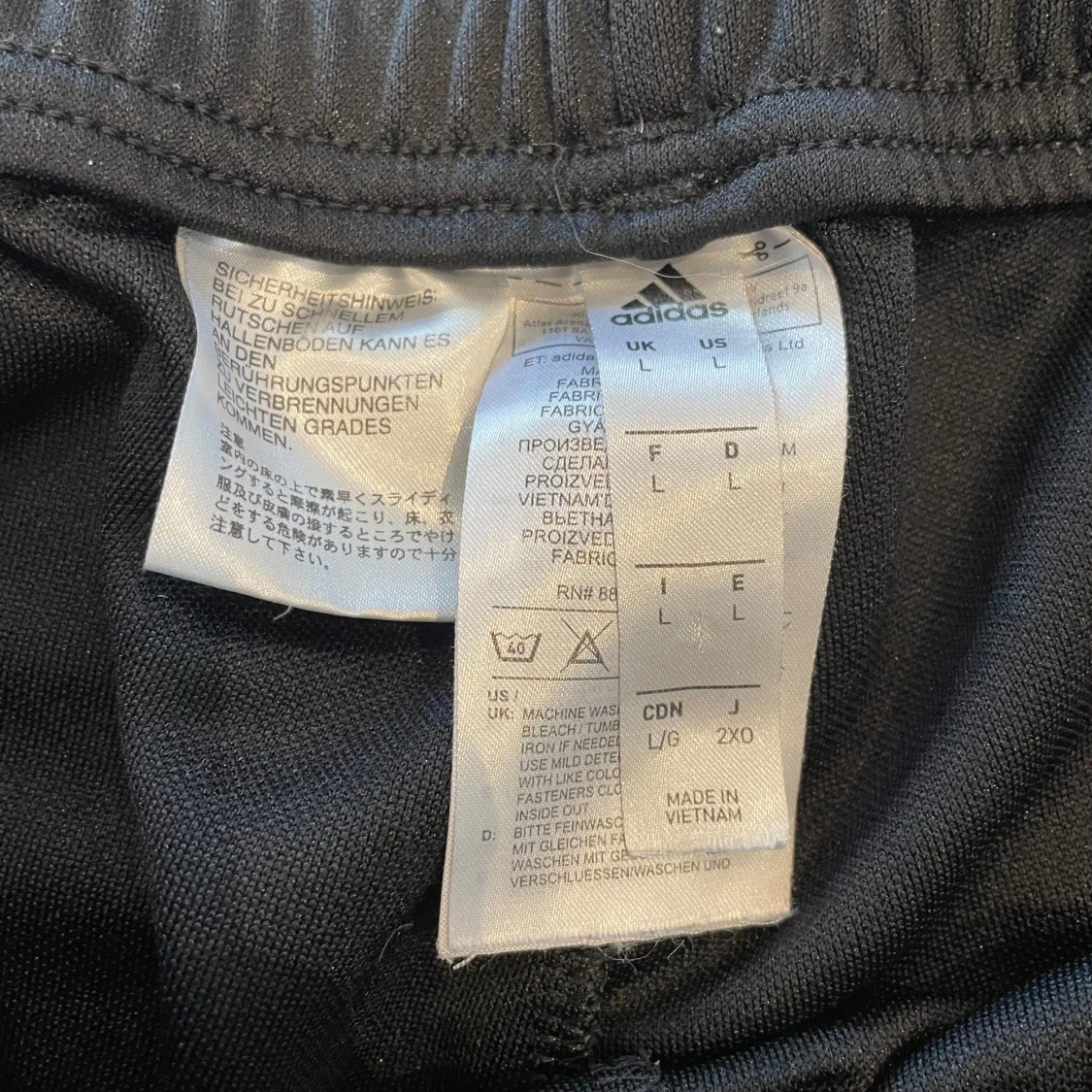 Svarta träningsbyxor från Adidas - 3