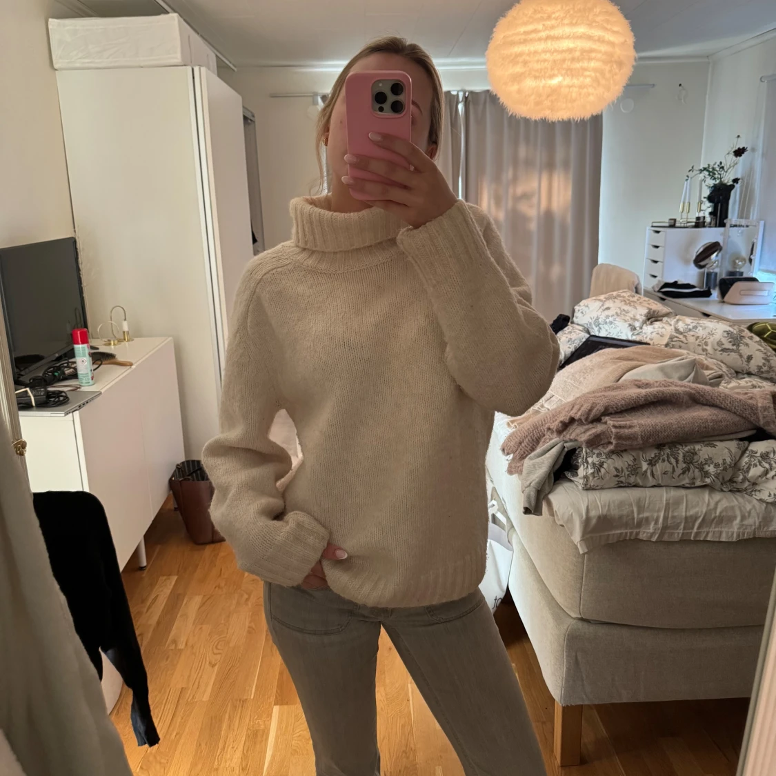 Vit stickad polotröja - 90