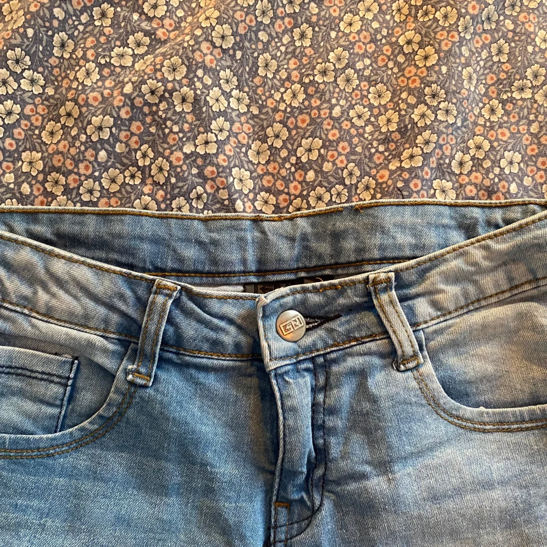 Blå jeansshorts - 1