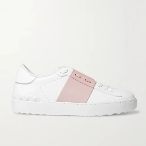 Valentino skor - Jättefina valentino skor, i mycket bra skick. Skriv vid intresse och egna bilder💗