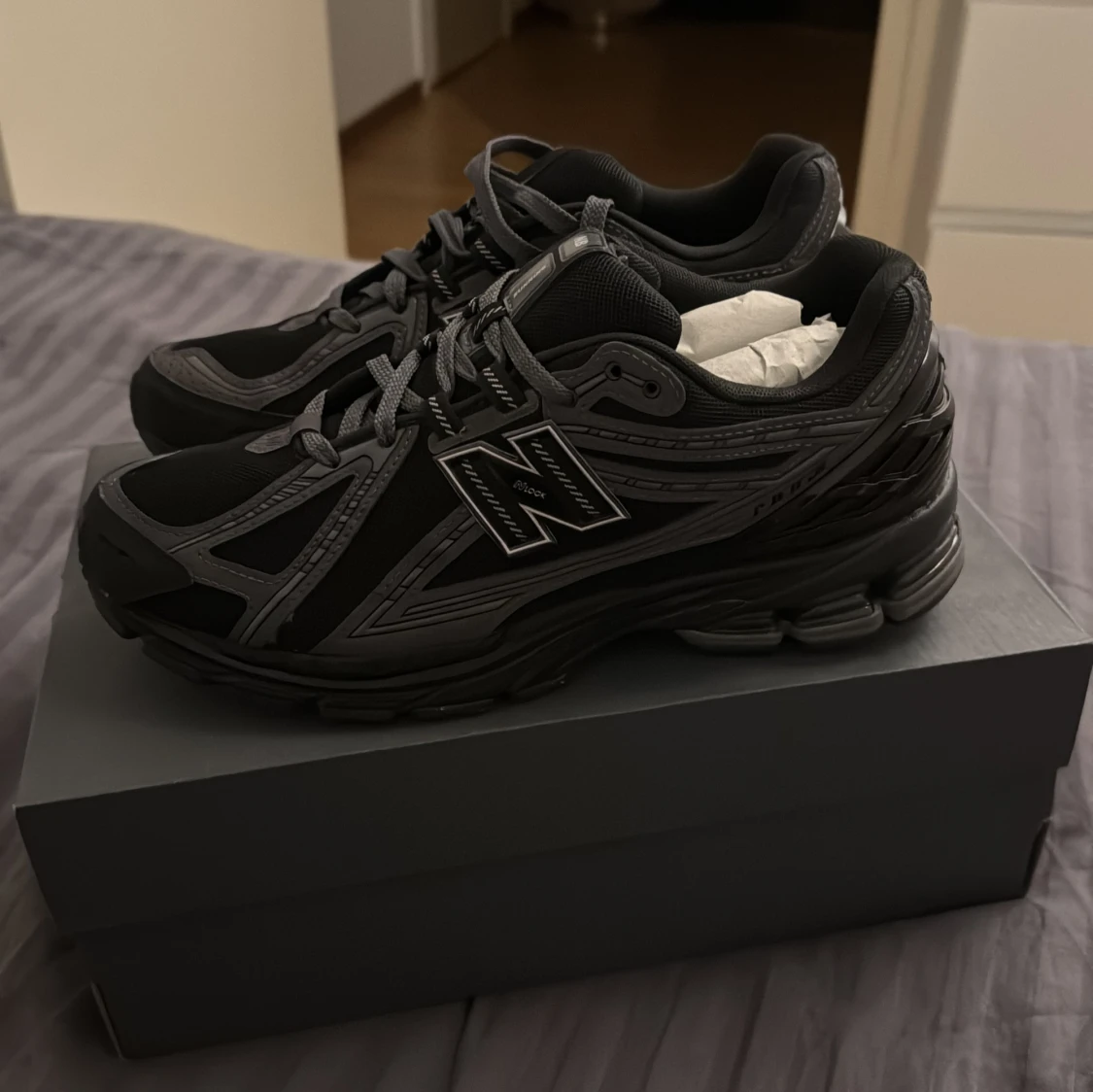 Svarta New Balance skor 1960r - 2