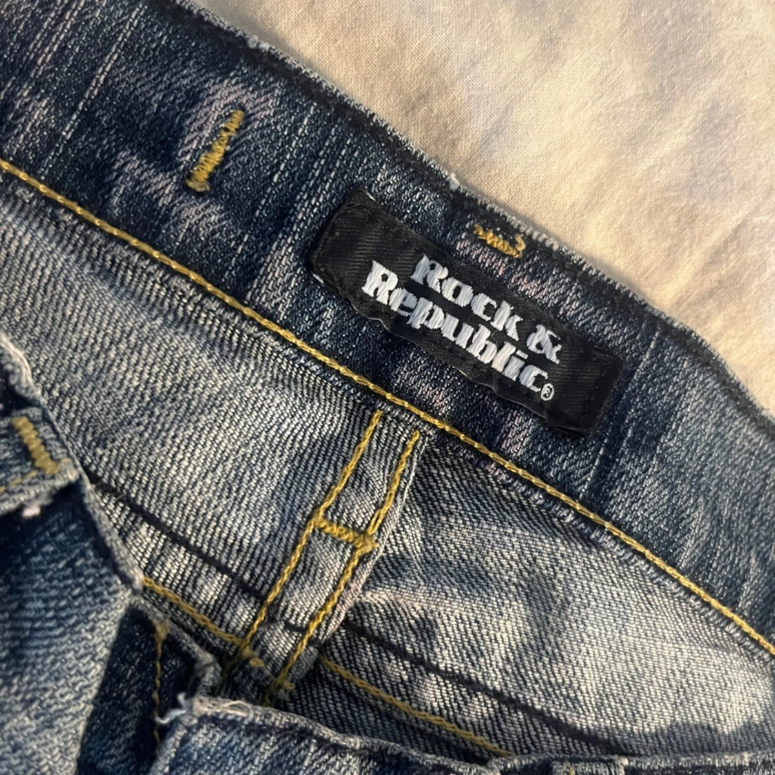 Jeansshorts från Rock & Republic - 2