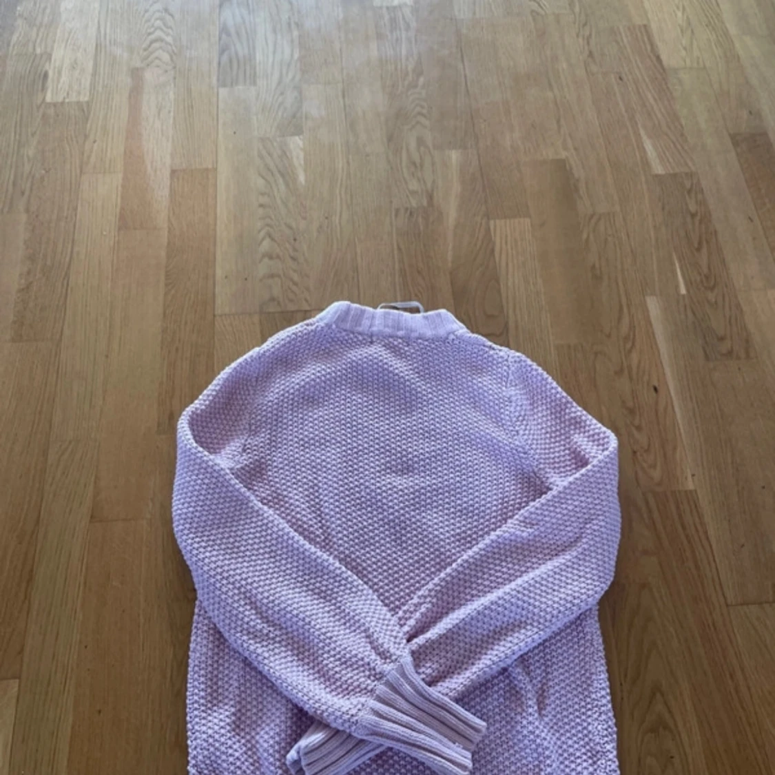 Ljusrosa stickad tröja från Hampton Republic - 1