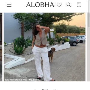 Alobha Linnebyxor - Skitsnygga lågmidjade Alobha Linnebyxor som är helt slutsålda. Säljer pga att de inte passar mig. Knappt använda. Är uppsydda hos skräddare. 