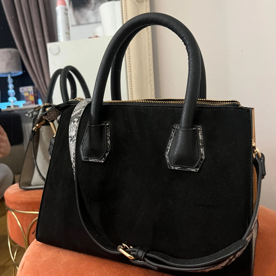 Svart och vit handväska från River Island - 1