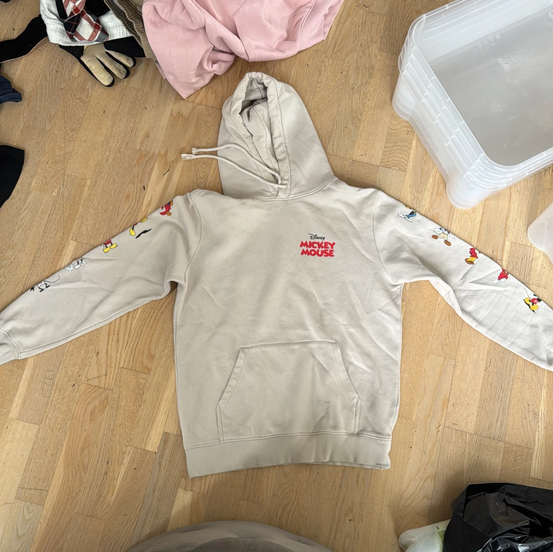 Beige Disney Mickey Mouse hoodie S