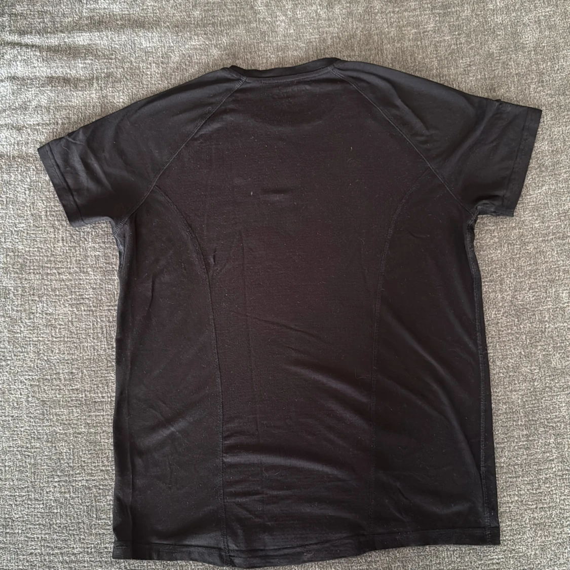 Svart sportig t-shirt från Tridri - 1