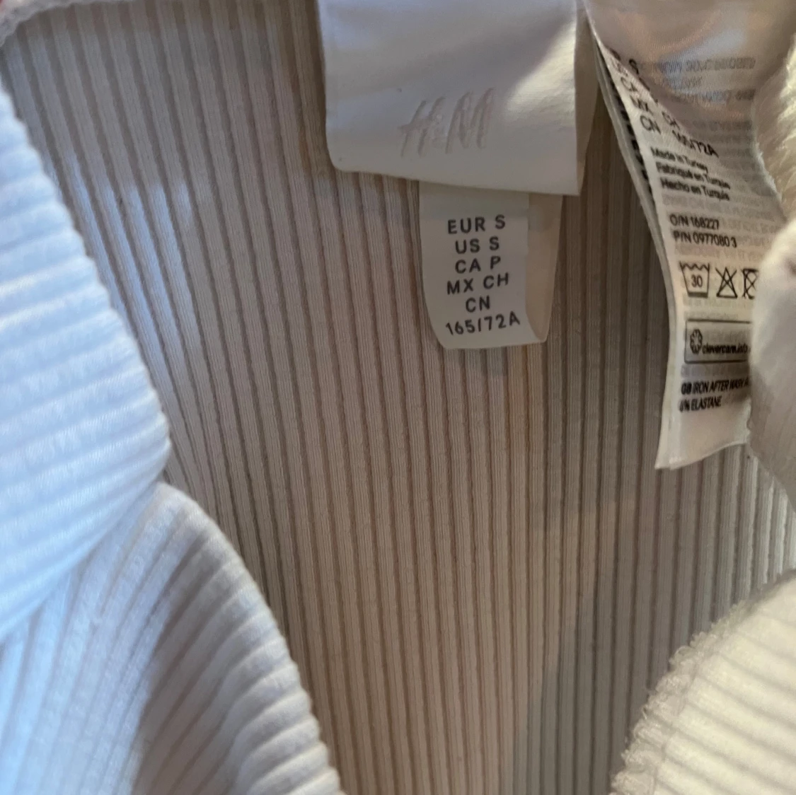 Vit ribbad långkjol från H&M - 2