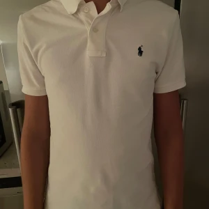 Ralph Lauren Piké - Nypris 995 och använd en gång, nyskick.