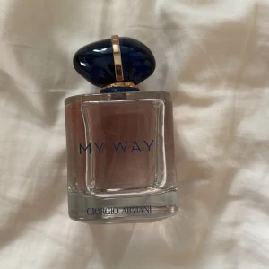 parfym - helt oanvänd giorgio armani parfym! JÄTTE POPUÖÄR❤️