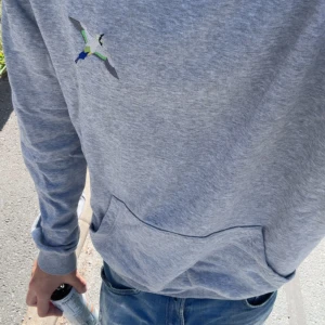 Axel Arigato Hoodie - Säljer denna sjukt snygga hoodien i storlek M till ett toppenpris, vid funderingar hör av!