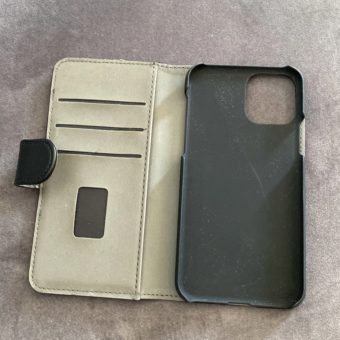 Svart plånboksfodral i skinn - 2