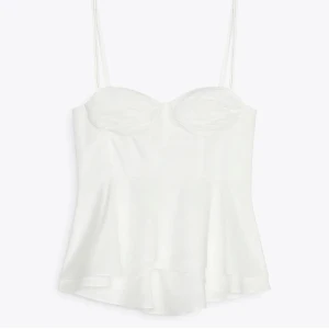 Vit korsett topp från Zara - Jätte söt topp, använd 2 gånger. Storlek L men passar M också❤️