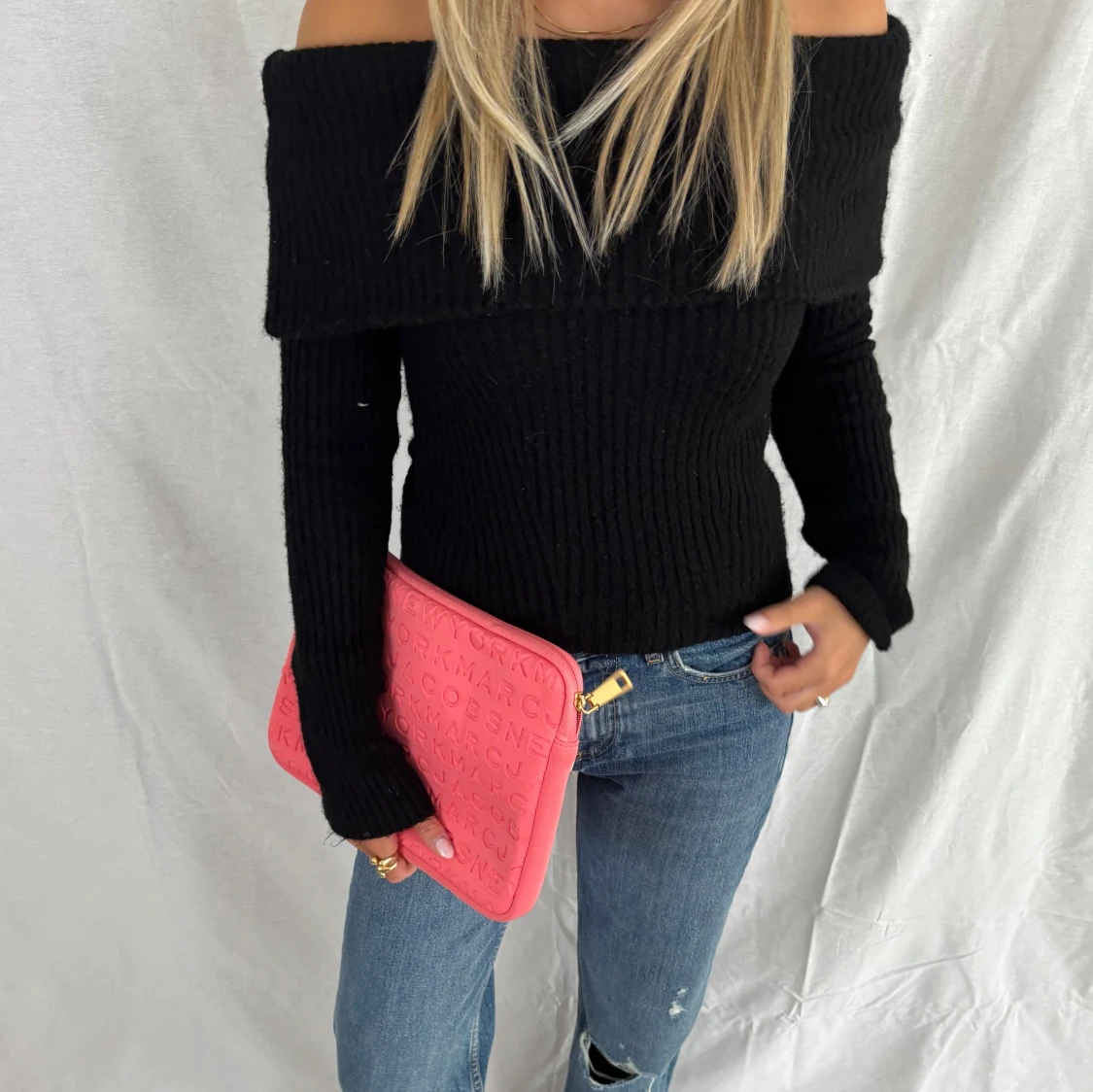 Svart offshoulder stickad tröja - 1