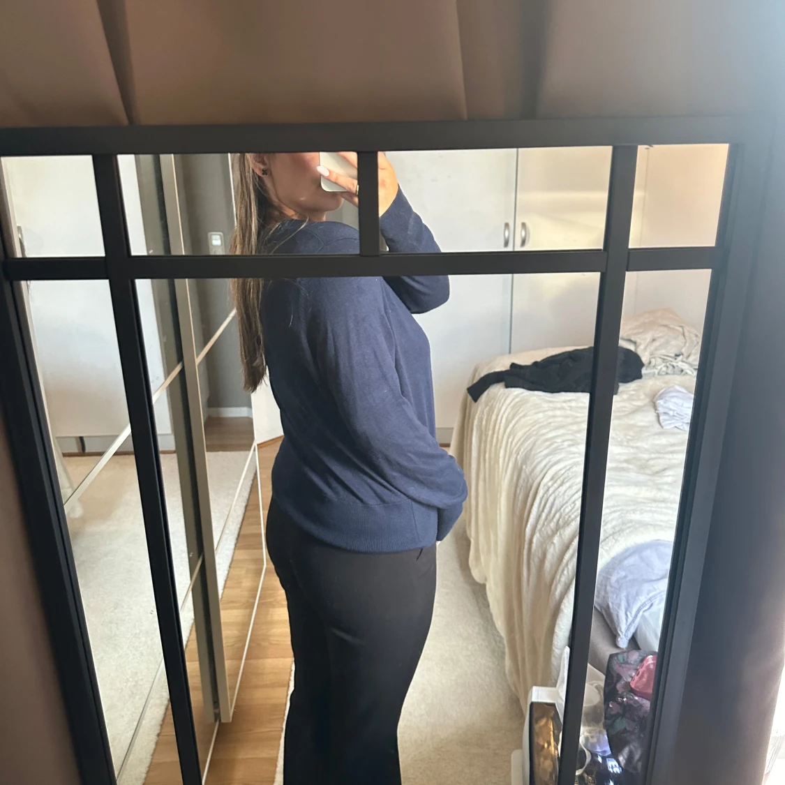 Mörkblå kofta med knappar - 2