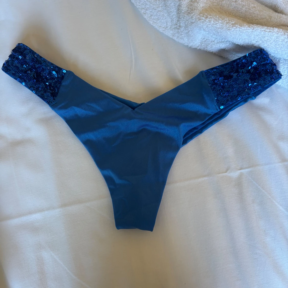 Blå paljettbikini från Calzedonia - 2