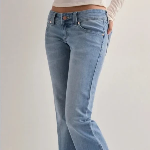 Lågmidjade jeans  - Skit snygga Lågmidjade jeans från Abrand jeans💗