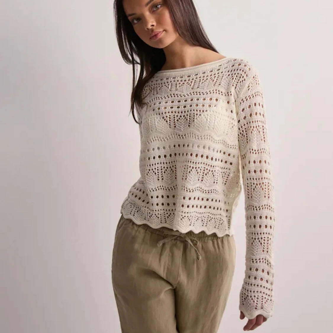 Vit stickad tröja från Nelly 