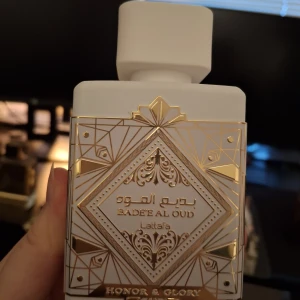 Amber oud gold edition + Honor and glory - Lattafa och Al haramain