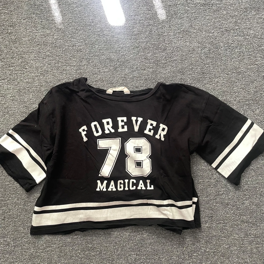 Svart croppad topp H&M Forever 78