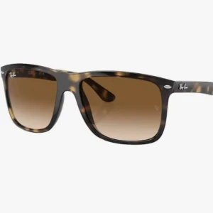 Söker ett par Ray-ban boyfriend  - Tjena söker ett par ray ban boyfriend till bra pris skicka vad ni har 